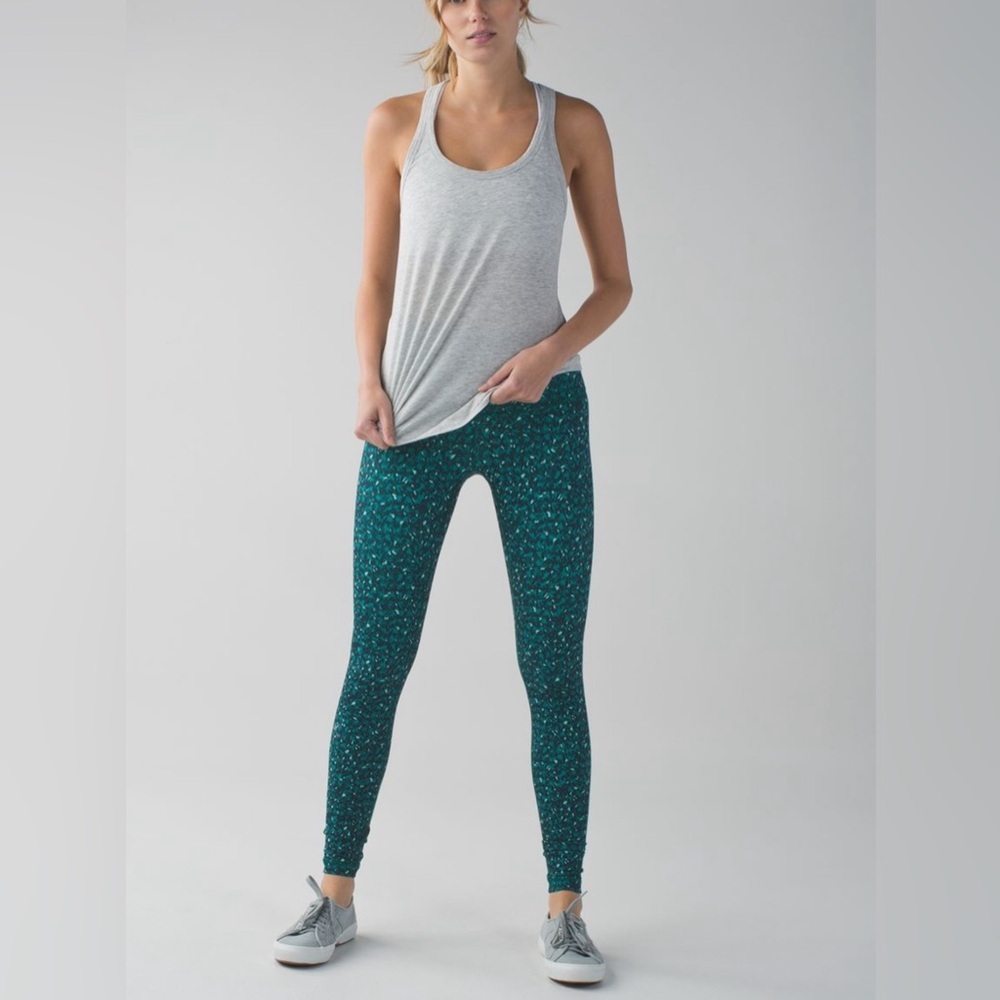Lululemon Wunder Under Pant Hi-RiseMountain Peaks Black Forage Teal size 4 MC3